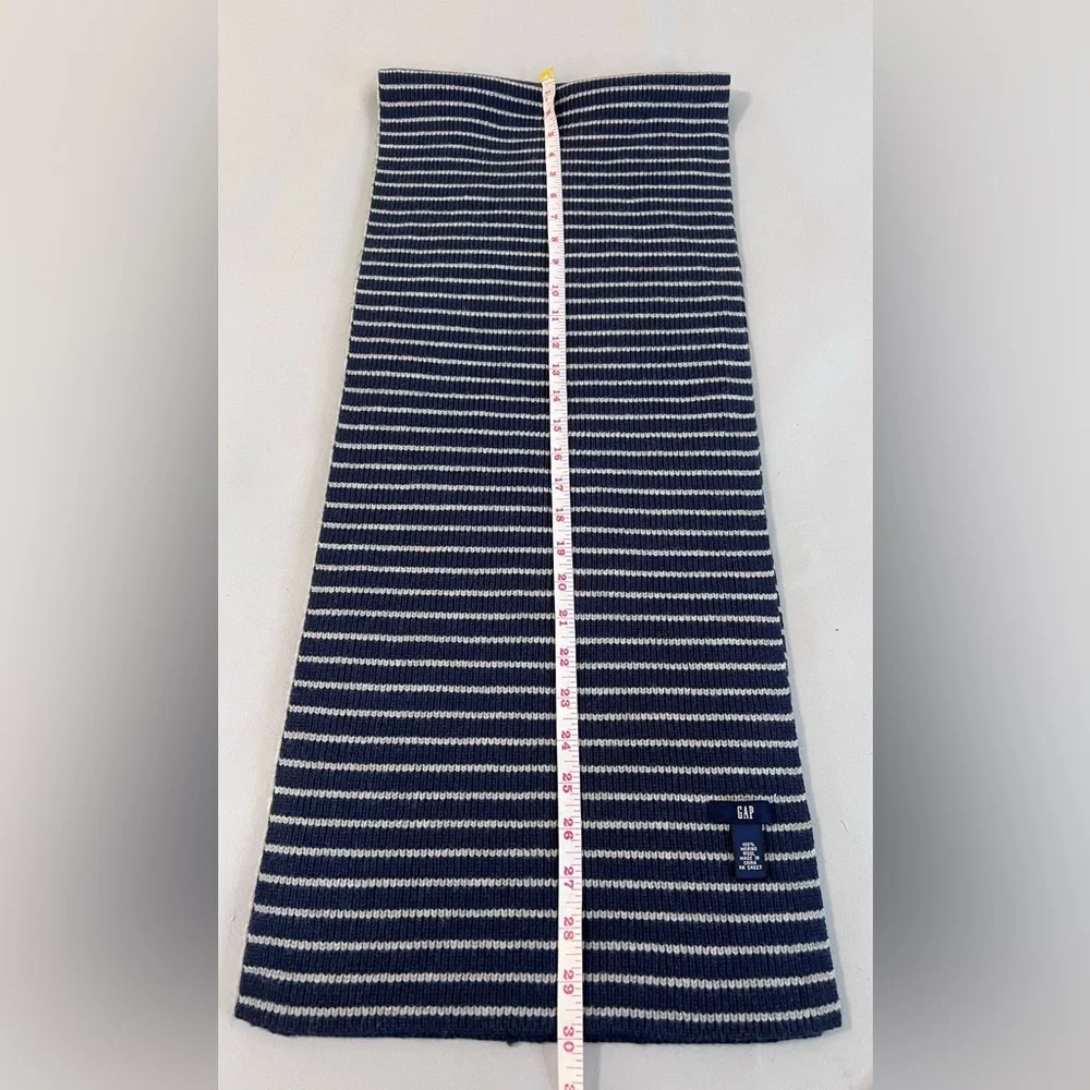 Comfy‎ Gap Knit  Scarf Navy/White Striped RN54023